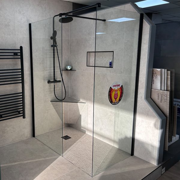 Black Profile Shower Screens With Black Shower