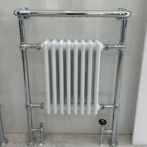 Siena 945x640mm Traditional Heated Towel Rail