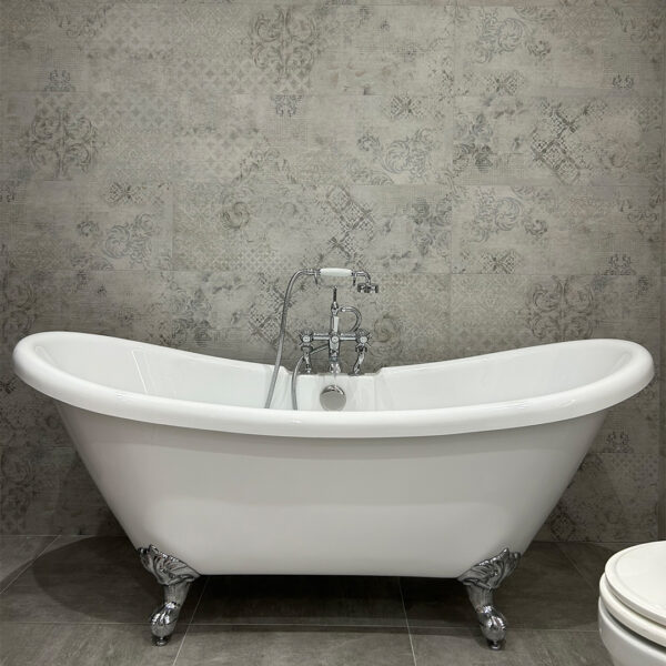 Traditional Double Slipper Freestanding Acrylic Bath