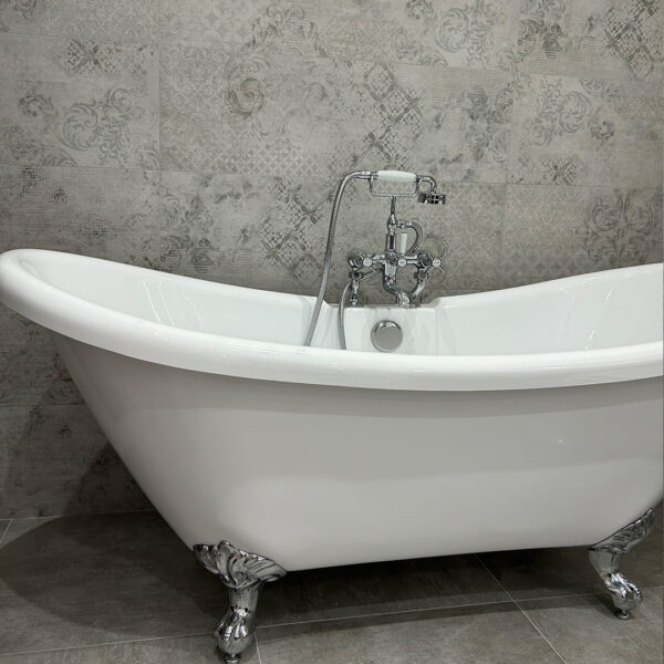 Traditional Double Slipper Freestanding Acrylic Bath - Image 4